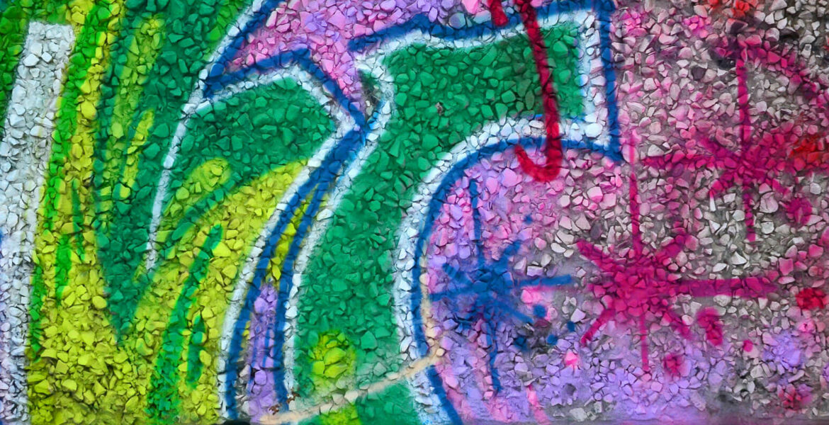 Detalj ur en graffiti illustrerar inlägget "Samling för den fria konsten"