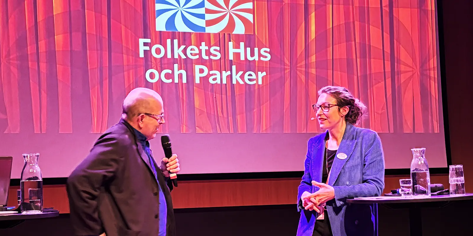 Jan Scherman och Nina Andersson i samtal på Folk och Kultur